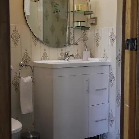 Bathurst Heights Bed & Breakfast Room photo