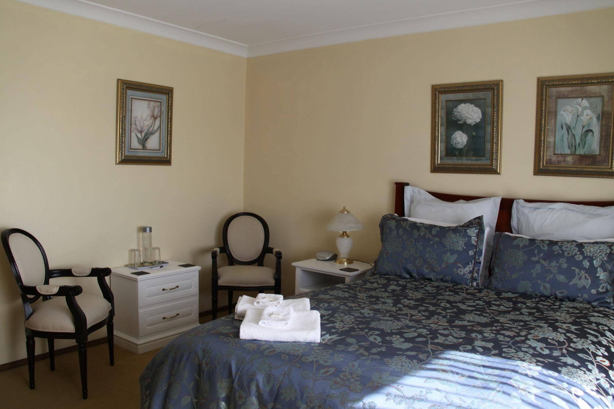 Heights Bed & Breakfast 4*